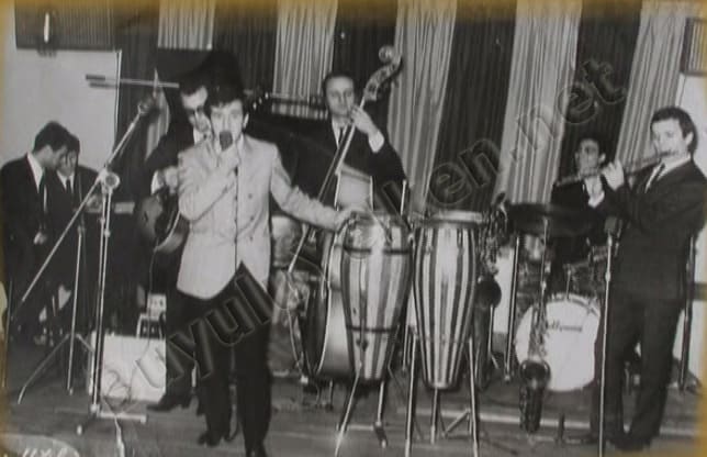 Okyay - 1966 - Ferdi Özbeğen Orkestrası ile birlikte Yeşilköy Çınar Otel